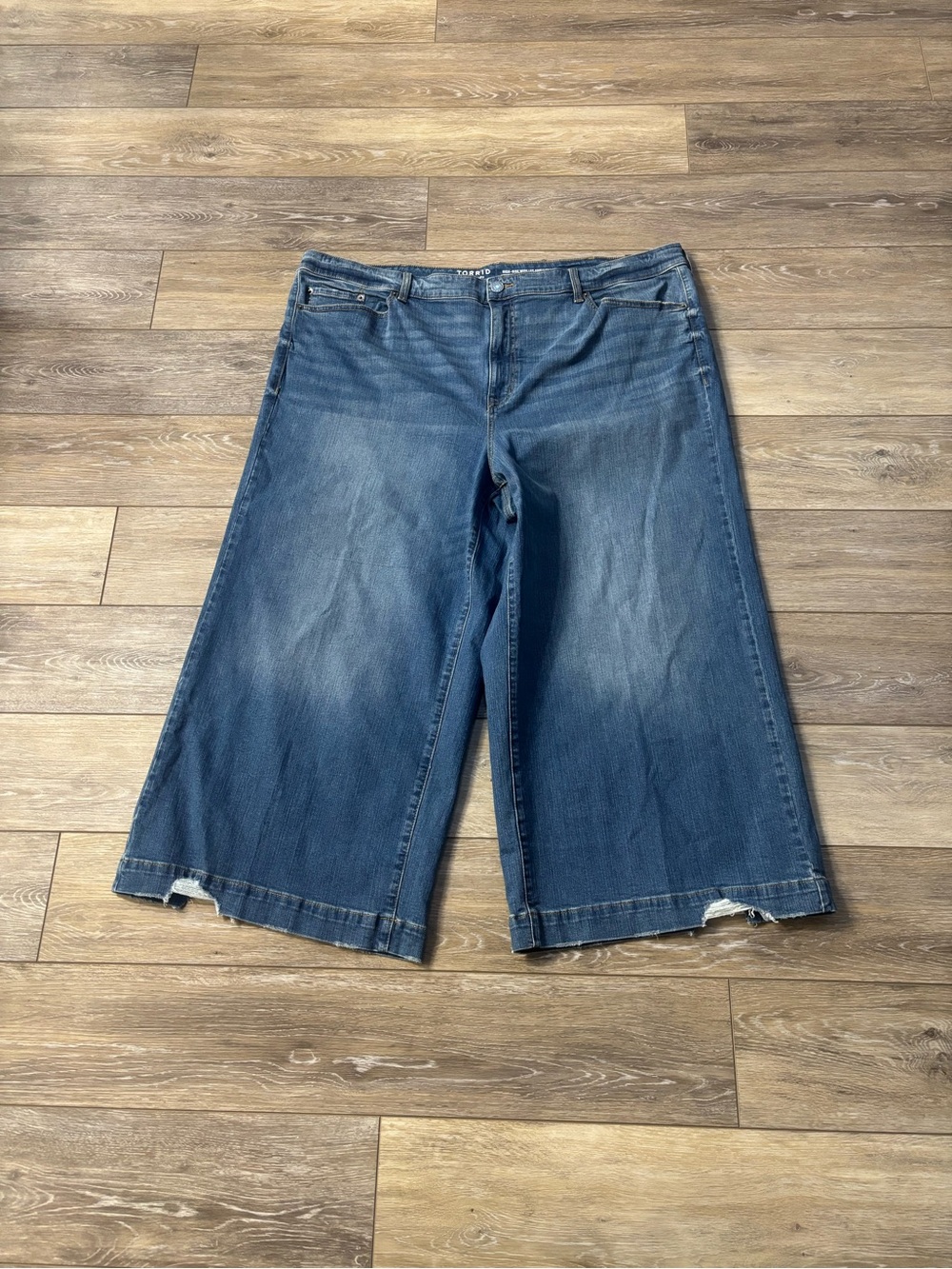 Torrid High Rise Wide Leg Ankle Crop Jeans Sz 24 Vintage Stretch Denim NWT